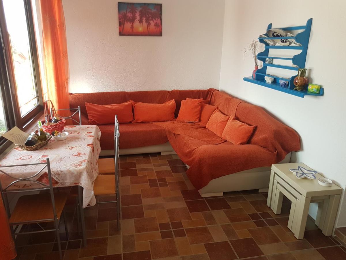 Melina'S Apartments Kalavárda 外观 照片