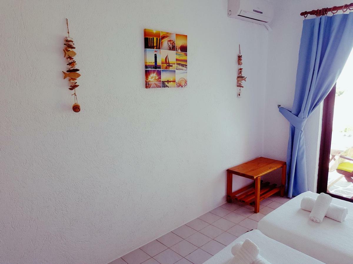 Melina'S Apartments Kalavárda 外观 照片