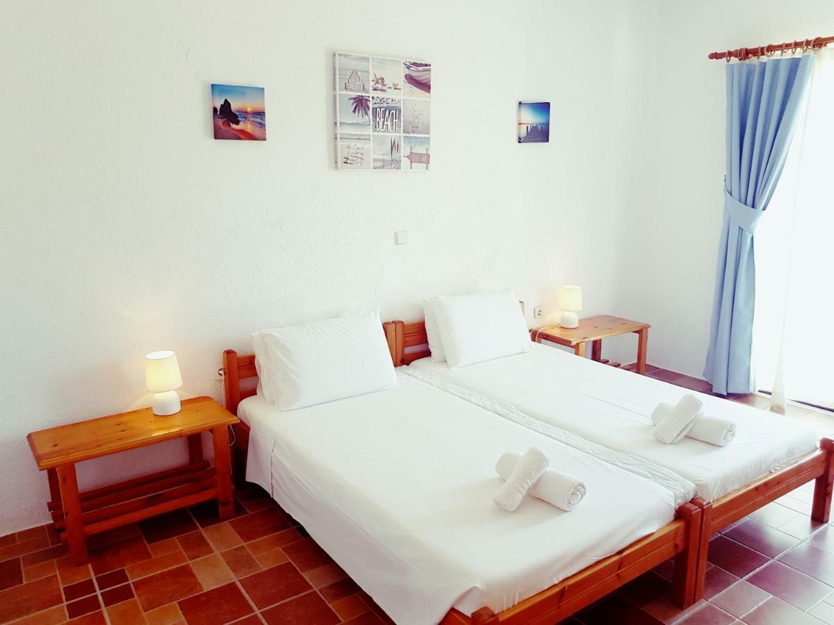 Melina'S Apartments Kalavárda 外观 照片