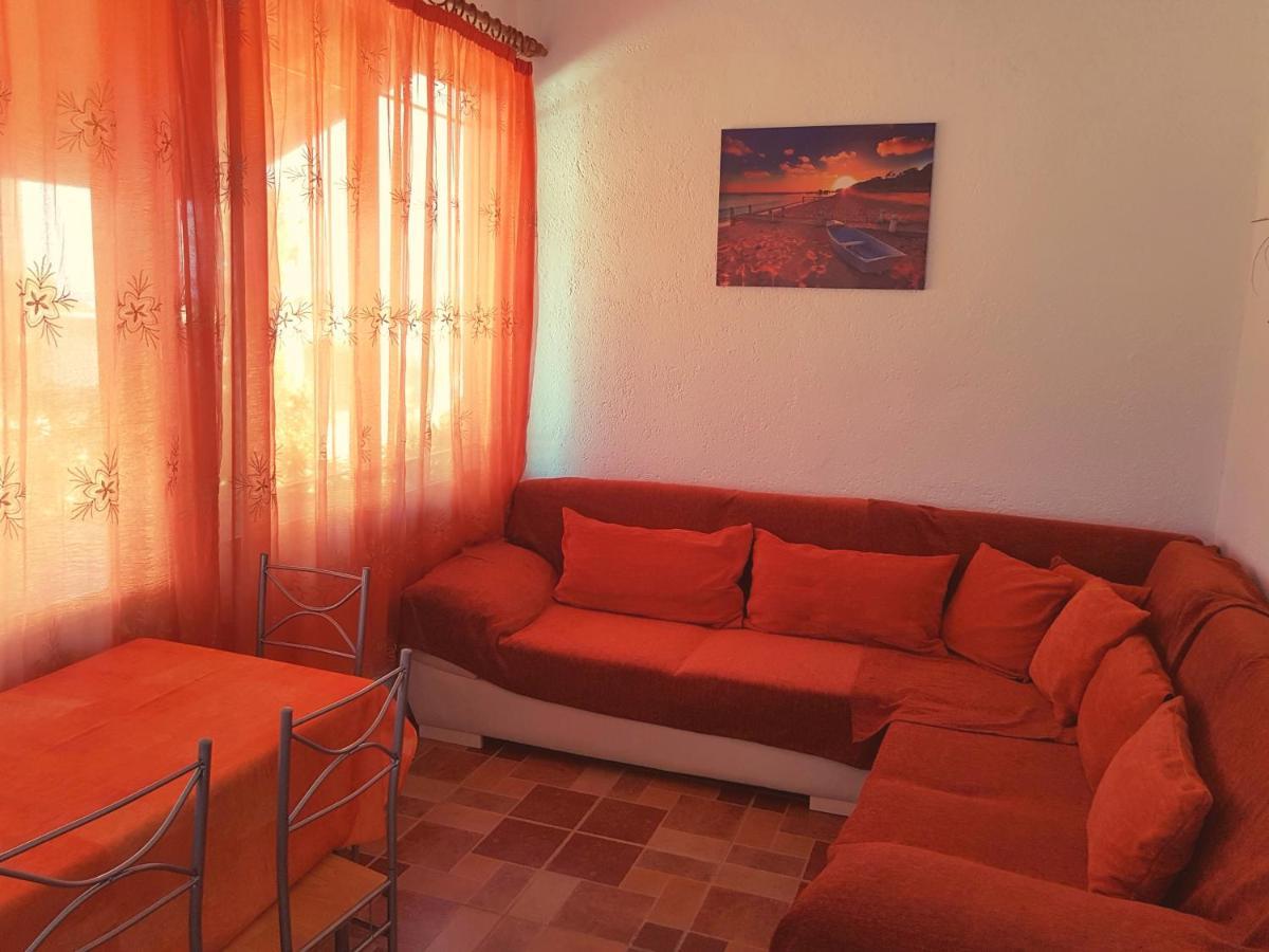 Melina'S Apartments Kalavárda 外观 照片